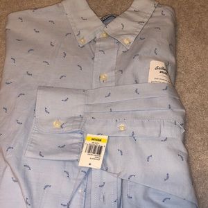 Men’s Izod button down shirt